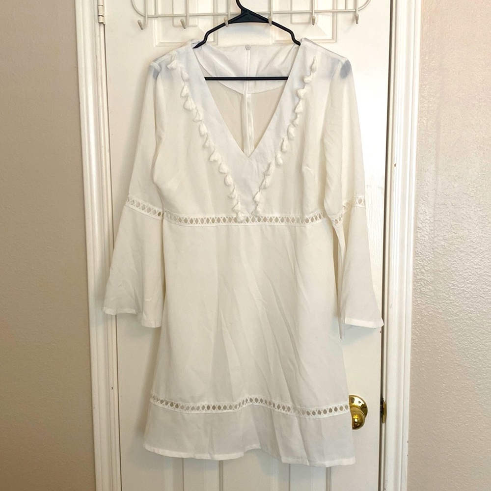 White Long Sleeved V-neck Dress - size L - perfect for brides!